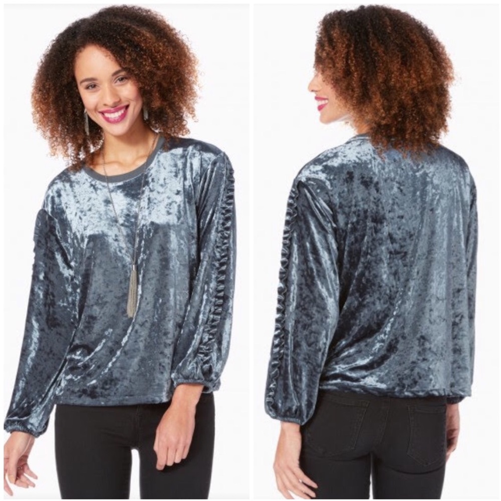 NWT charming Charlie beautiful ruffle arm sweater